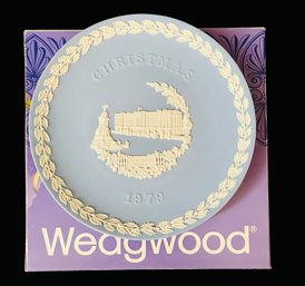 Wedgwood Blue Jasperware Christmas 1979 Plate In Original Box