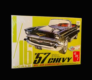 NEW Skill 3 Model Kit 1957 Chevrolet Bel Air Convertible 2-in-1 Kit 1/16 Scale Model By AMT