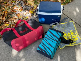 Small Plastic Cooler And Insulated Bags