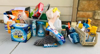 Large Lot Of Cleaning Supplies Including Oxiclean And Baking Soda