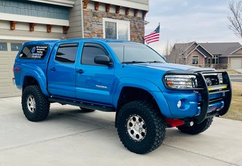 WOW! Very Clean 2008 Toyota Tacoma TRD 4WD Pick Up Truck With Only 89k Miles, Aftermarket Parts, Pepsi Blue