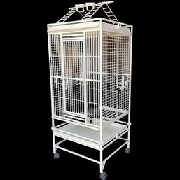 Large Standing Signature Line Bird Cage By Prevue Hendryx With Lots Of Toys