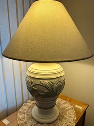 Large Ceramic Lamp With Mauve And Sea Green Accents (tested)