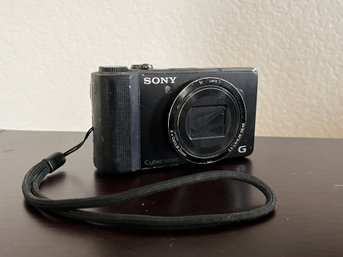 Sony Cyber Shot Exmor R 16.2 Pixels Camera