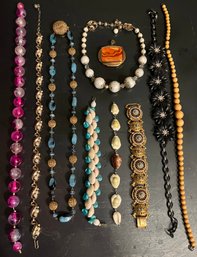 Vintage Beaded Necklaces & Bracelets