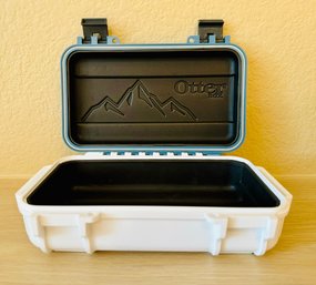 Otterbox 3250 Series Drybox