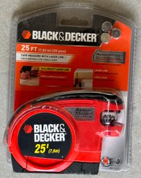 Black & Decker Tape Measure W/ Laser Line