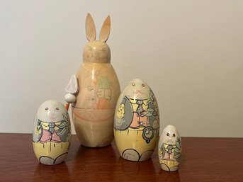Vintage Nesting Bunny Rabbit Set