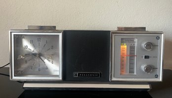 Panasonic Alarm Clock Radio Model RC-7467