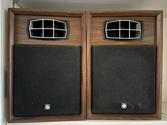Vintage Sanyo Speakers  SX-150