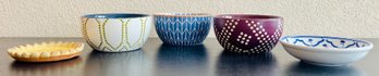 5 Ceramic Bowls With Different Patterns