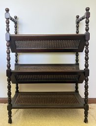 Spindel-post Book Rack