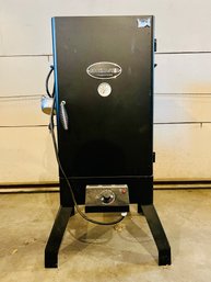 Cookmaster Masterbuilt Smoker With Wood Chips