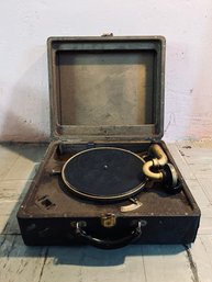 Antique Victrola Primitive Phonograph