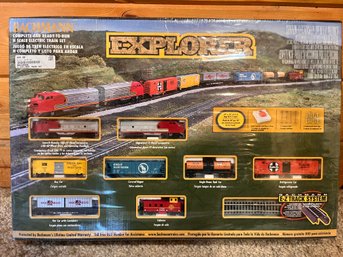 Bachmann Explorer Complete And Ready To Run N Scale Electric Train Set - NIB