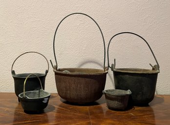 Small Cast Iron Pots Decor