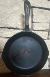 Vintage Wagners Cast Iron Pan