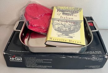 All-Clad Lasagna Pan With Cookbook And Oven Mitts - NIB
