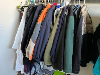 Variety Of Mens Jackets, Including Lots Of Half Zips