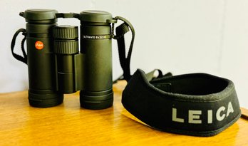 Leica Ultravivid 8 X 32 Binoculars