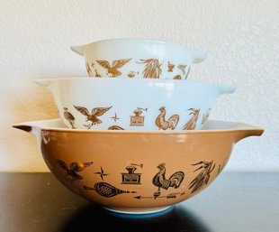 Vintage Pyrex Brown Early American Nesting Bowls