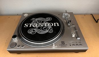 Stanton Turntable - STR8-80 Professional