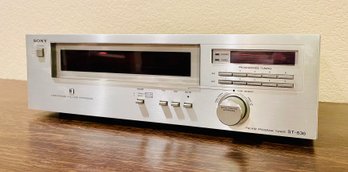 Sony FM-AM Tuner Model ST-636