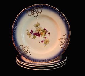 4 La Francaise Semi Vitreous Plates