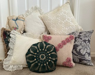 Lot Of Decorative Throw Pillows
