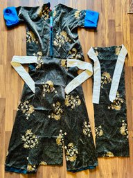 Traditional Asian/japanese Ceremonial Outfit Set