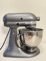 KitchenAid Deluxe Edition Tilt-head Stand Mixer With Paddle Attachment