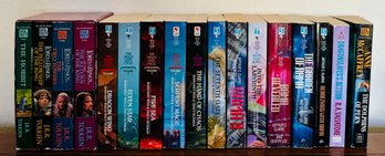 Various Science Fiction And Fantasy Paperbacks Including A Full LOTR Set With The Hobbit