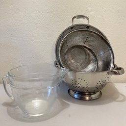 Trio Of Colanders And Anchor Hocking Graduated Mixing Bowl