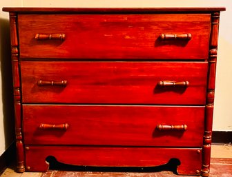 Vintage 3 Drawer Dresser With Dove Tail Drawers