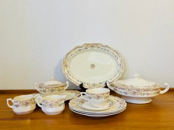 Moubt Clemens Mildred Floral Pattern China Set