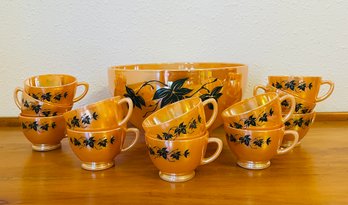 Vintage 1950s Anchor Hocking Peach Luster Ivy Leaf Set