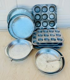 Bakeware Lot With Muffin & Cake Pans