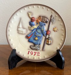 Vintage 1972 Hummel Collector's Plate