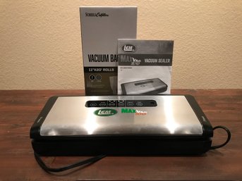 LEM Maxvac 100 Vacuum Sealer. Incl. Scheels Outfitters Vacuum Bags