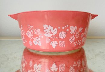 Vintage Pyrex Pink Gooseberry Serving Dish 2 Of 3