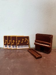 Woven Piano Box With Four Coasters!