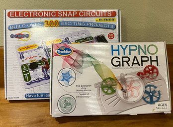 Electronic Snap Circuit And Hypno Graph Drawing Machine