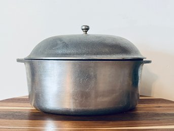 Cast Aluminum Dutch Oven