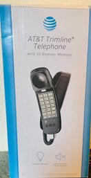 AT&T Trimline Telephone With 13 Number Memory