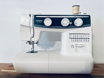 Brother Xl5700 Electric Sewing Machine With Pedal