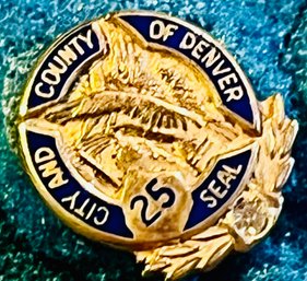 25 Year City And County Of Denver Seal Pin 10K