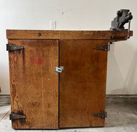 Large Work Bench With Vise