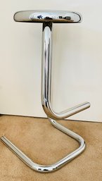 Mid Century Tubular Chrome Paperclip Stool 3 Of 4, Circa 1970s