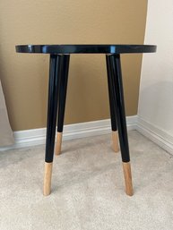 Small Black Round Accent Table