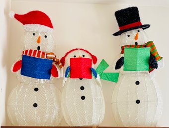 Trio Of Snowmen Decor